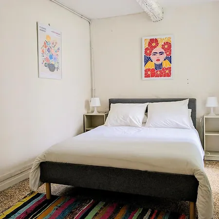 Cozy Apartment Intramuros Near The Station Avignon Exterior photo