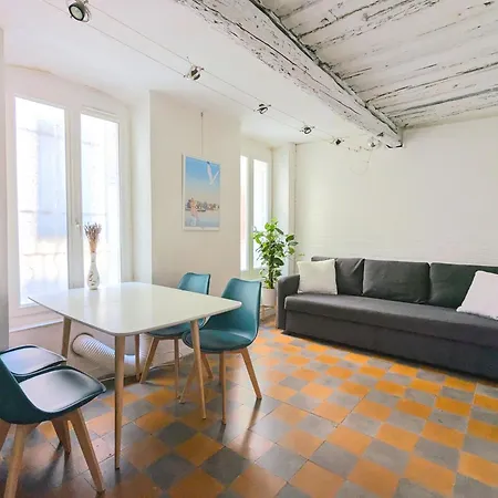Cozy Apartment Intramuros Near The Station Avignon Exterior photo